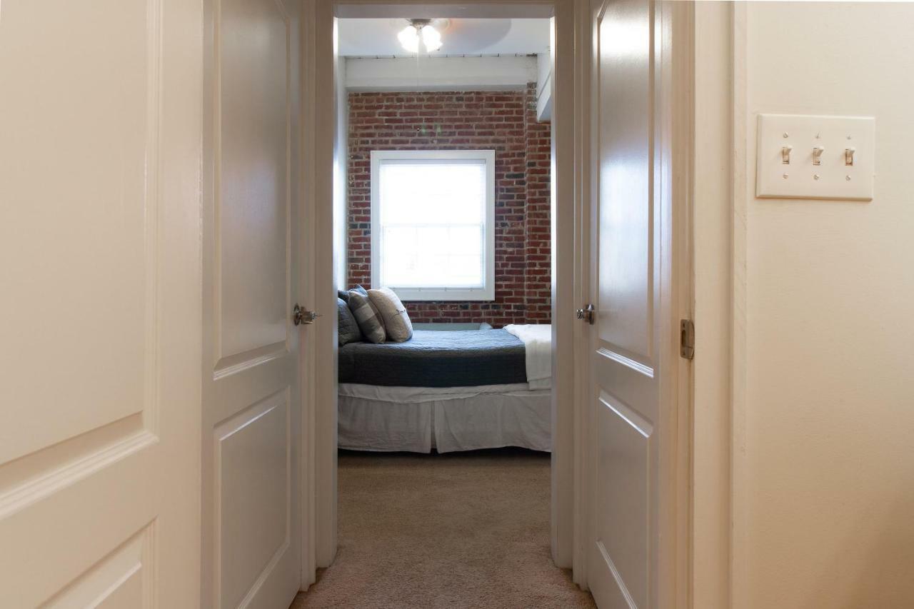 Trendy 2 Bedroom Fishtown Loft Apt. Apartment Philadelphia